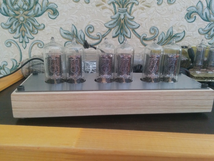 Часы на немецких лампах z573m (z5730m) Nixie clock, Лампа, Никси, Ламповые часы, Длиннопост