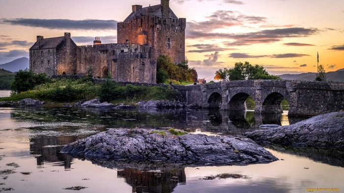 Eilean Donan Castle - Highlander, Lock, beauty, Sight, Beautiful view, On a note, Longpost