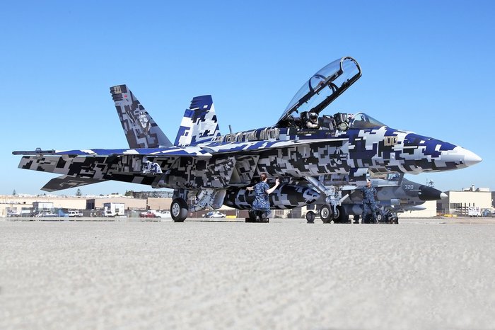 Camouflage red eyes - Aviation, Weapon, Camouflage, f-18