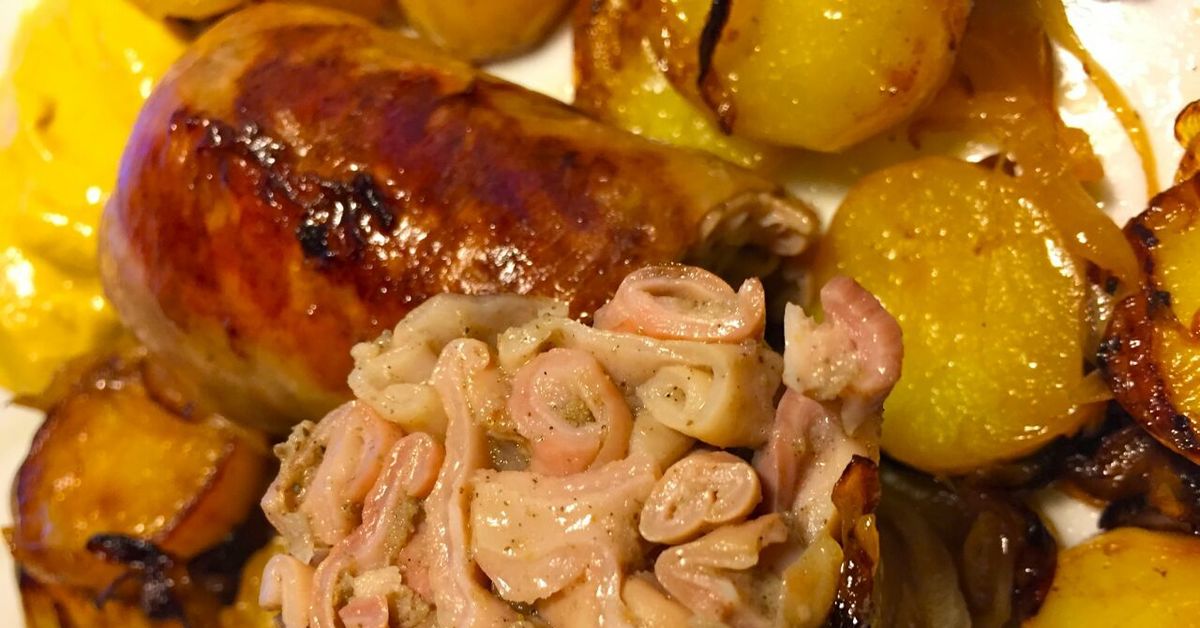 6 блюд. Andouillette. Андуйет (фр. Andouillette). Сосиска андуйет. Колбаски андуйет.