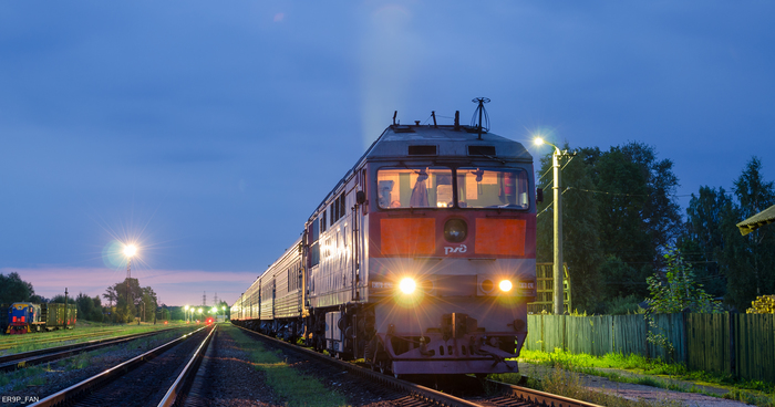 By train to Velikiye Luki... - My, Russian Railways, , dawn, Atmosphere, A train, Road, Railway, Longpost