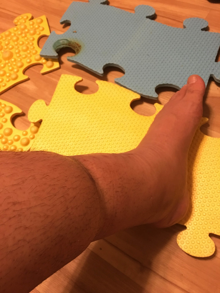 Как сделать перелом ноги в домашних условиях thumbnail
