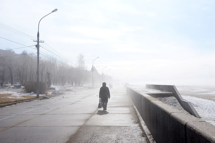 Into the mist - The photo, Embankment, Town, Spring, Fog