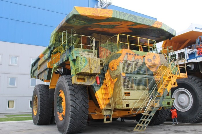 BelAZ handsome. - BelAZ, Graffiti, Big