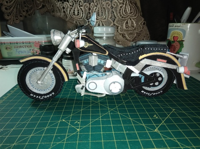 HD Fatboy Paper Model by ABC - My, Paper modeling, Modeling, Stand modeling, , Harley-davidson, Longpost, Papercraft