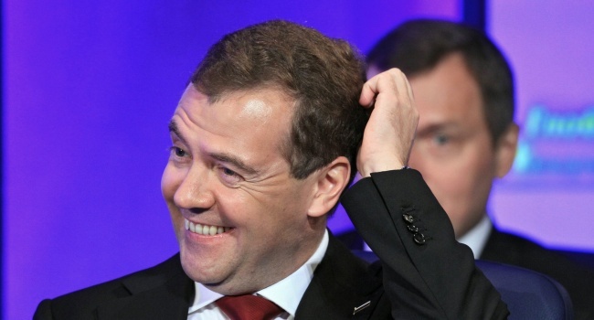 Hello, I'm your new prime minister - Russia, Dmitry Medvedev, Politics