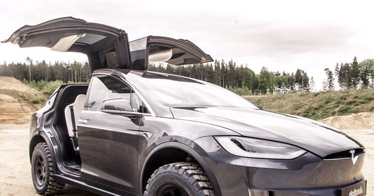 X models. Tesla model x внедорожник. Tesla model x Offroad. Tesla model x off Road. Tesla Jeep.