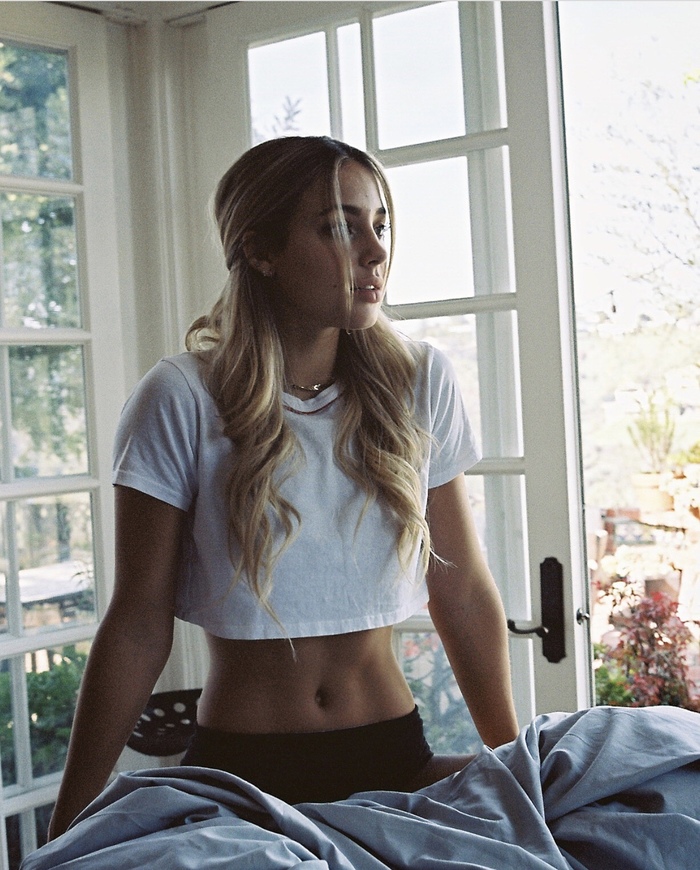 Шарли Джордан красивая девушка, лето, длиннопост