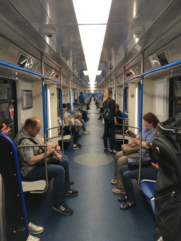 New Moscow gut - My, Railway carriage, Morning, Drive, Moscow, Metro