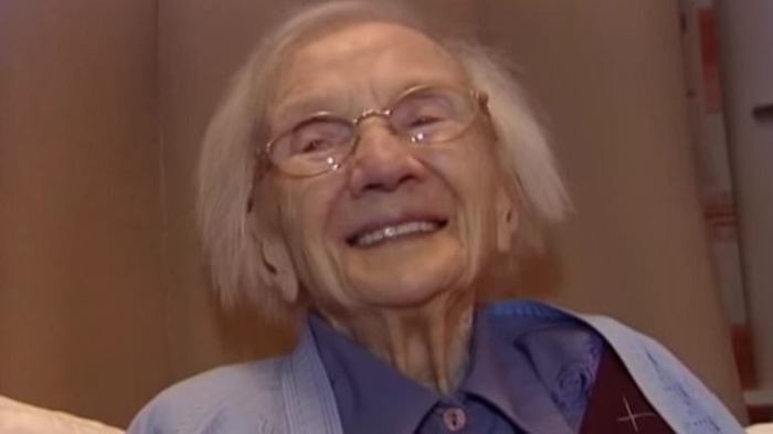 Avoid men and eat a lot of porridge. 109-year-old Scottish 'girl' reveals secrets to her longevity - Health, Nutrition, Long-liver, Healthy lifestyle