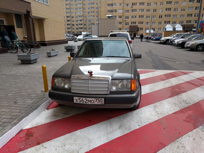 A parking master who thinks he's a special vehicle - My, Неправильная парковка, , Parking Wizard, George Ribbon