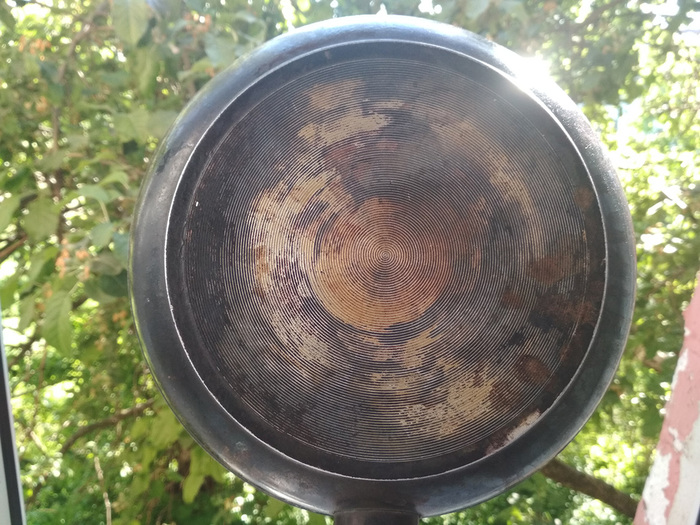 The first frying pan - My, Carbon, Cleaning, Drill, Pan, Tableware, The photo, Longpost