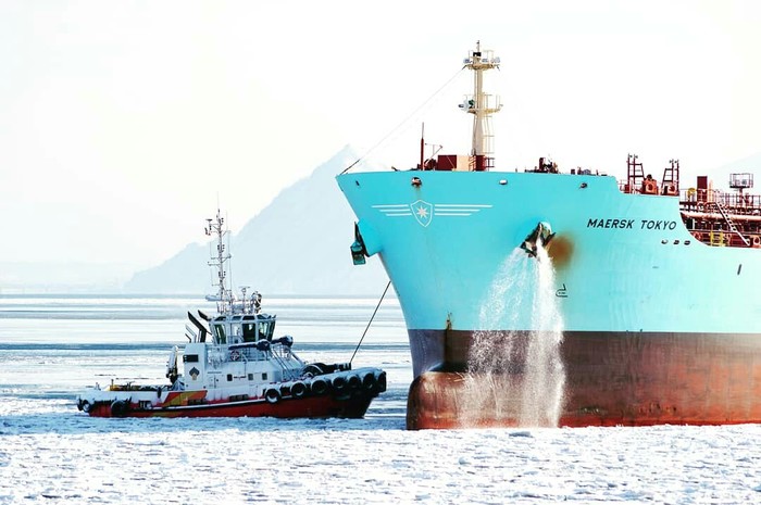 Моя работа. Карточек на телефоне мало. В основном всё на компьютере. Пока вот сижу на вахте, решил закинуть сюда немного. Море, Корабль, Моряки, Длиннопост, Владивосток, Камчатка