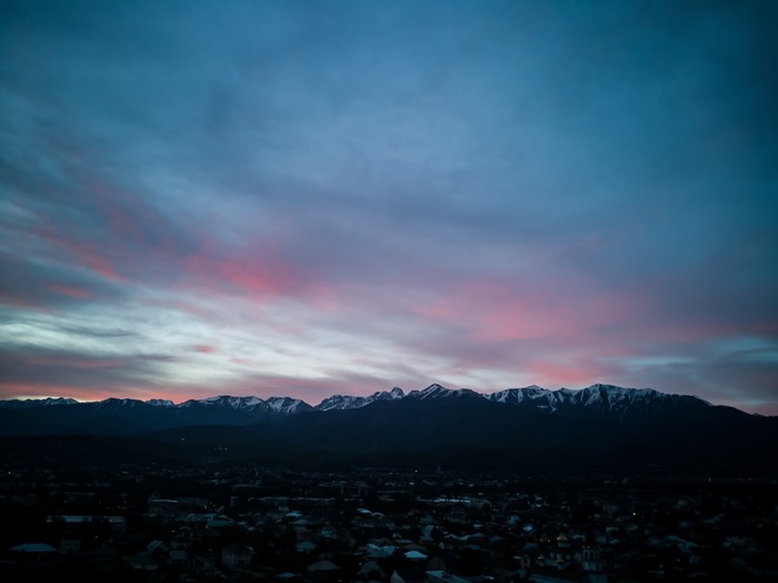 Sunrise in the city of Almaty - My, Almaty, Town, Kazakhstan, The mountains, Action camera, Sjcam, Таймлапс, Video