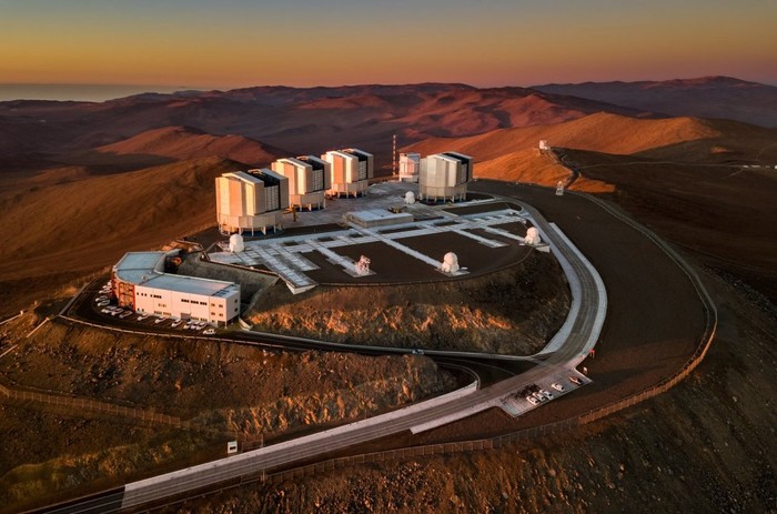 ESO's Very Large Telescope Celebrates 20th Anniversary - Space, Telescope, Anniversary, Big, Experience, Unit, Longpost, Vlt