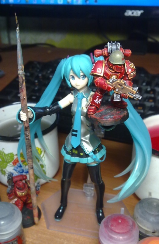 Мику тоже красит - Моё, Wh miniatures, Warhammer 40k, Космодесант, Hatsune Miku, Фигурка, Wh Other, Длиннопост, Фигурки