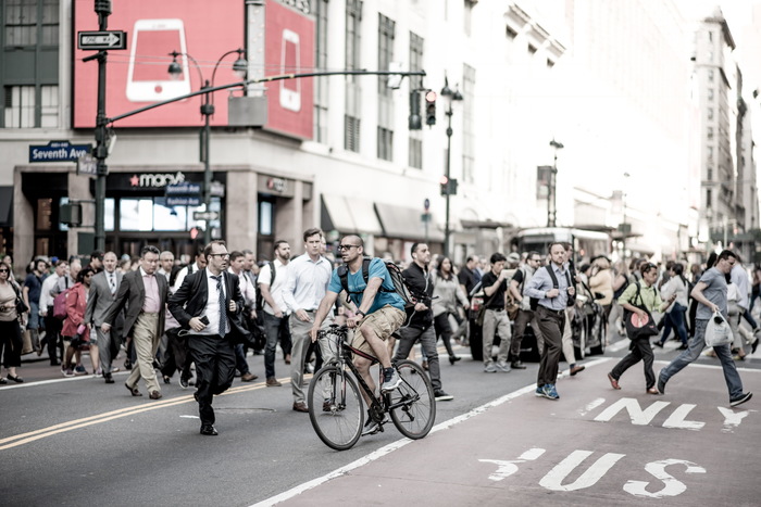 Aaron Kavalsky - rush - Rush hour, Energy, Rush, People, Town, The photo, Run, A bike