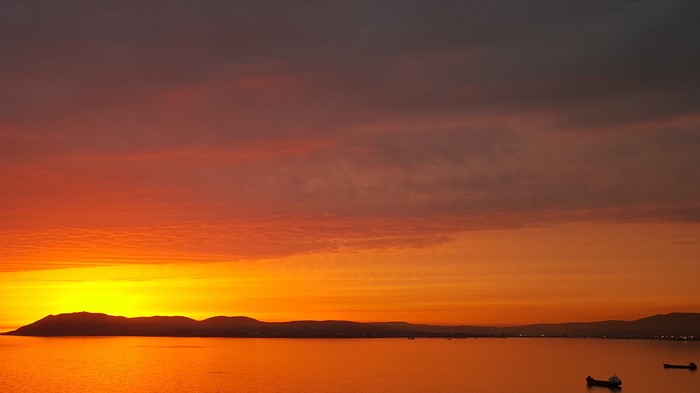 Red sunset... - My, Sunset, Battle of sunsets, Novorossiysk, Landscape, Evening, Black Sea