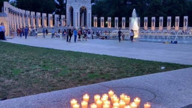 Candles of memory lit at the memorial in Washington - Society, USA, The Second World War, Day of Remembrance, Russia, Story, Ren TV, Washington