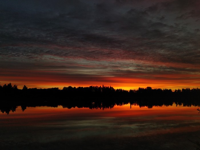 Two hours ago in Len. - My, Sunset, Vaskelovo, Photo on sneaker