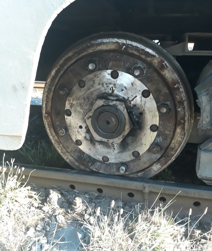 Departure of my wagon - My, Tram, Wheelset, Derailment of wagons, The photo, Dnieper, Longpost