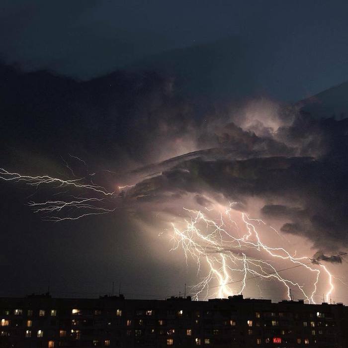 Yesterday in Kharkov - Thunderstorm, Kharkov, Power, Facebook, The photo, Lightning