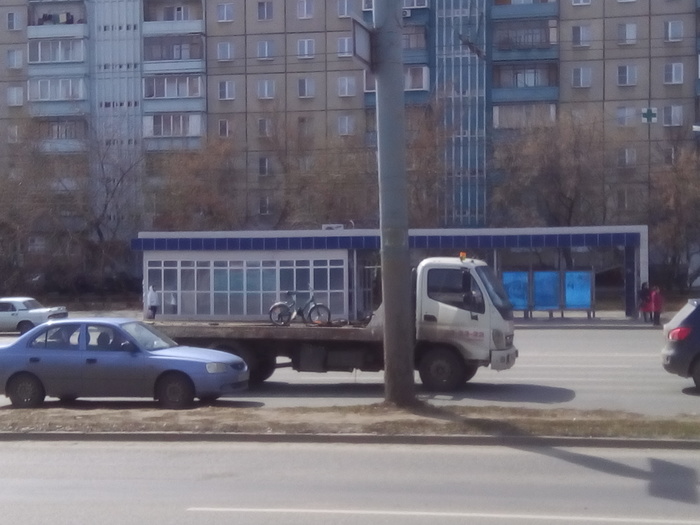 The perpetrator is punished - My, Tow truck, A bike, Baby, Why?, Неправильная парковка, , Chelyabinsk