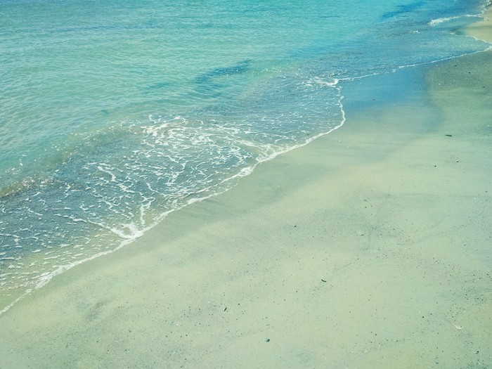 Guess the body of water and the country? - My, Question, Ocean, Sea, Beach, The photo, Sand, Resort, Longpost