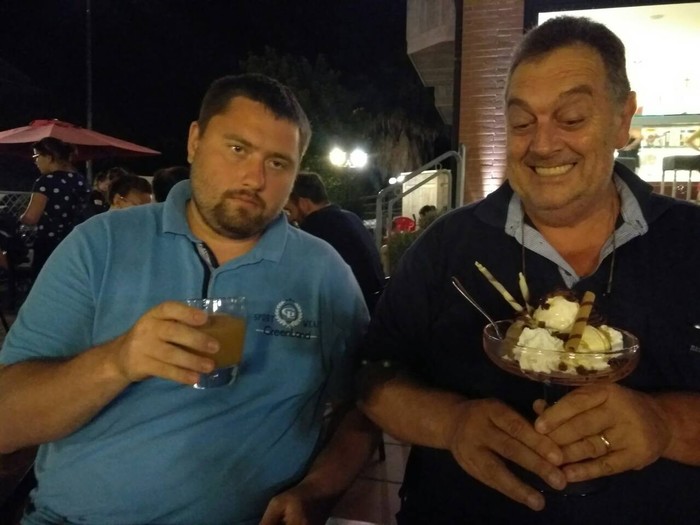 Which of the two is on a diet? - My, Italy, Ice cream, Diet