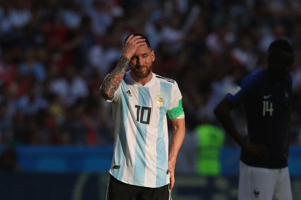 Messi fan commits suicide over Argentina's failure - Football, 2018 FIFA World Cup, Argentina national team, Lionel Messi, Болельщики, Suicide