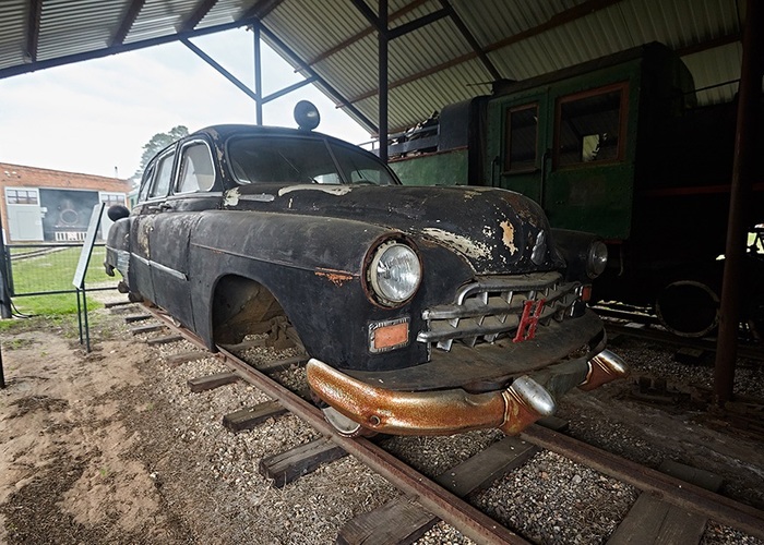 Pereslavl Museum of Ukrainian Railways. How the car was put on the rails. - Pereslavl-Zalessky, UJD, Museum, Longpost, Drive2, Narrow gauge