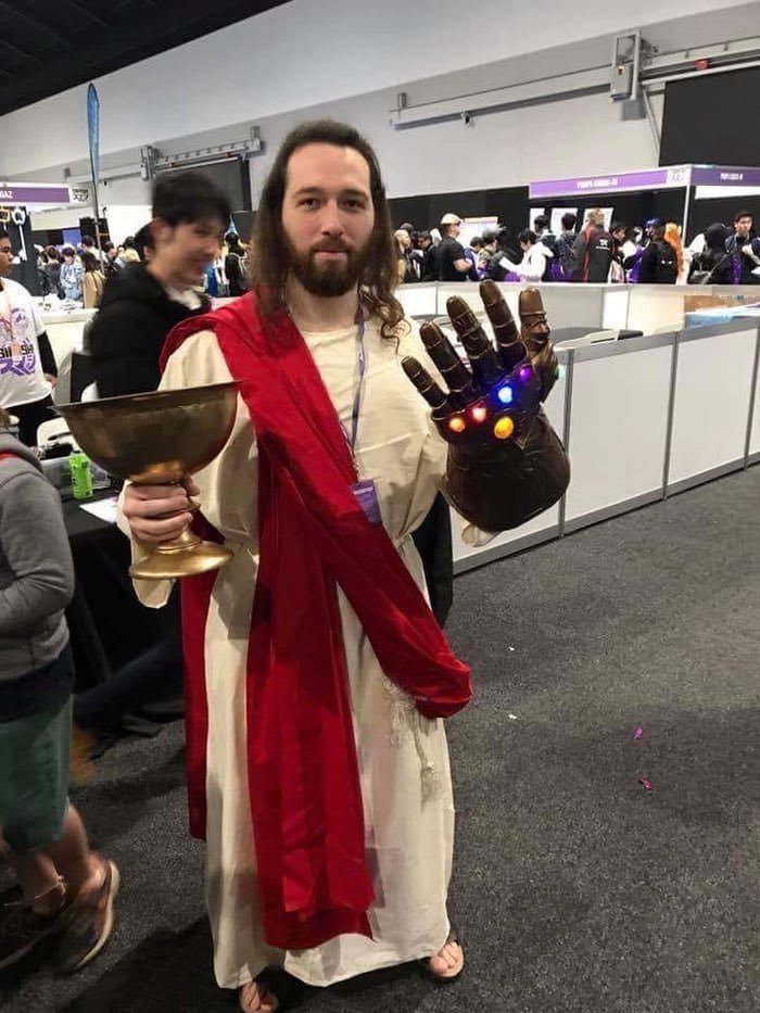 crossover out of control - Jesus Christ, Infinity Gauntlet, Holy Grail