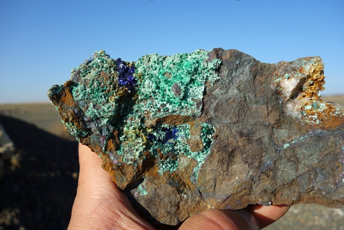 Minerals of the Ural region - azurite - My, Azurite, Malachite, Minerals, Mineralogy, The photo, Longpost, Southern Urals