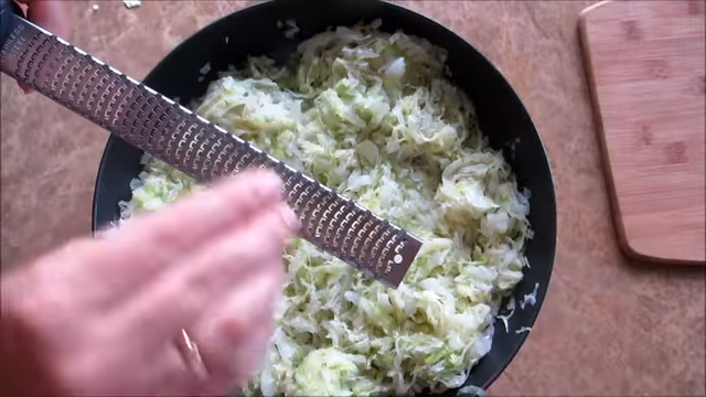 Pie with young cabbage / shortcrust pastry - My, Food, Yummy, Recipe, Pie, Filling pie, Video recipe, Longpost, Other cuisine, Bakery products, Video