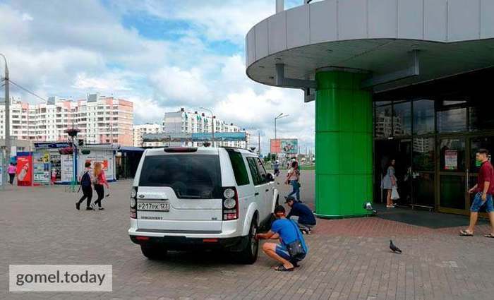 How Gomel residents punish Russians who do not know how to park - photo - Неправильная парковка, Parking Wizard, Republic of Belarus, I park where I want, Revenge