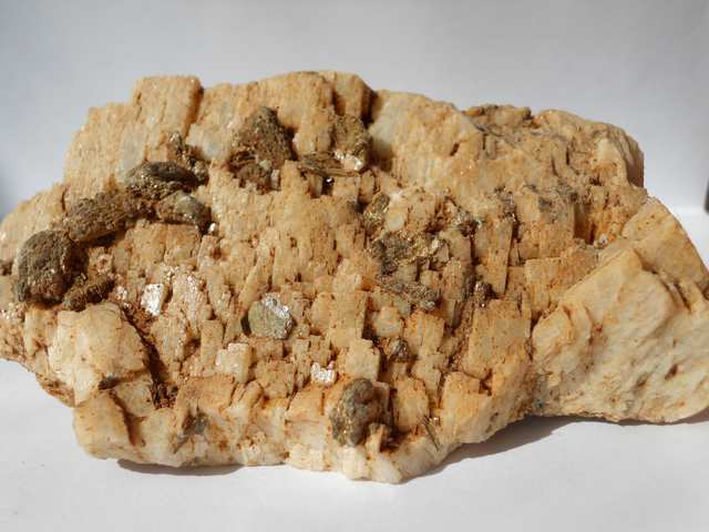 Minerals of the Ural region - potassium feldspar - My, Feldspar, Minerals, Mineralogy, Ural, The photo, Longpost