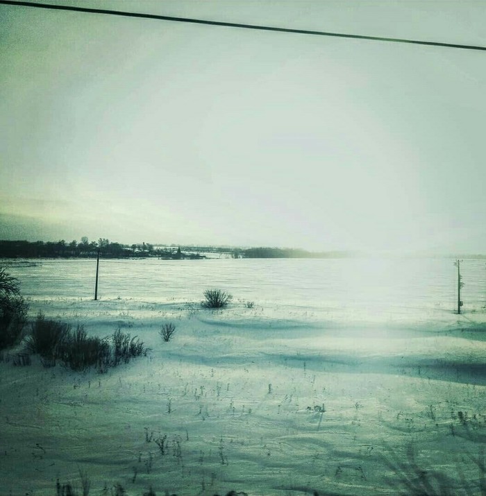 From the train window - My, Beginning photographer, Snow, Winter, The photo, Window, A train, Mobile photography