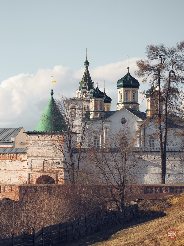 At the walls of the monastery - My, The photo, Ipatiev Monastery, Architecture, Church, Longpost