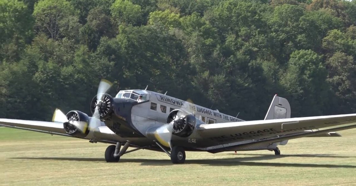 Ju 52. Junkers ju 52. Юнкерс-52/3 м. Юнкерс ju52 самолет. Самолет Junkers ju- 52.