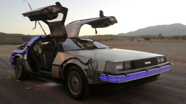 DeLorean — всемирно известная «машина времени» из трилогии фильмов «Назад в будущее» - Моё, Delorean, Машина времени, Назад в будущее, Известная, Машина, Марти Макфлай, Длиннопост, Назад в будущее (фильм)