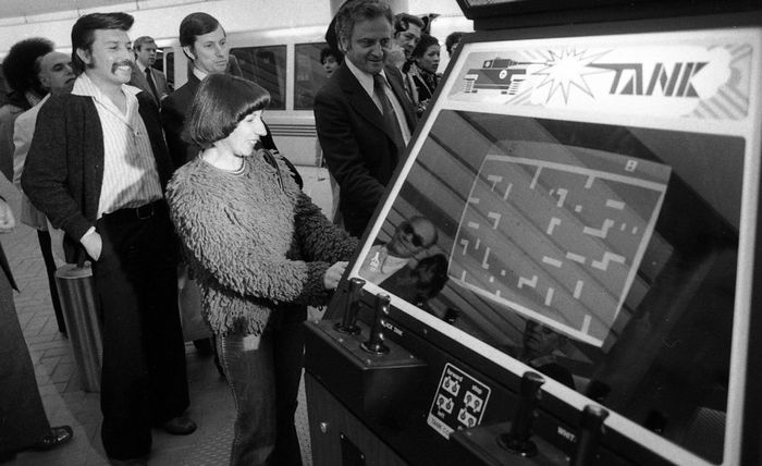  ,  6. 1976 . 1976, , -,  ,  , , Atari, , 