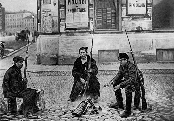 Go home, leave us alone! - or how the sailors dispersed the procession - October Revolution, John Reed, Rally, Longpost