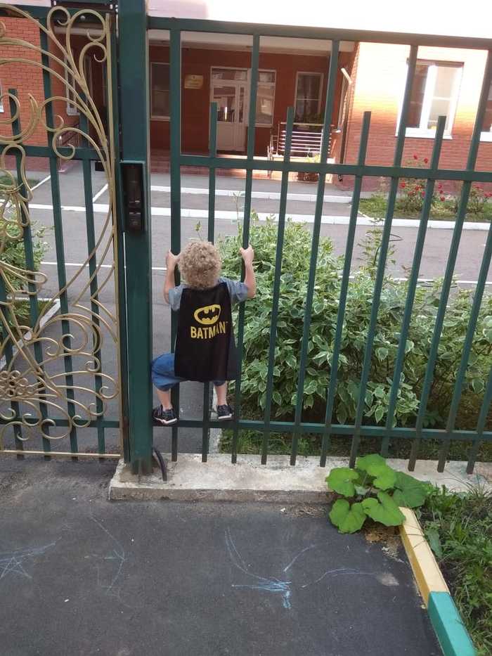 Son wants to go to kindergarten - My, Children, Batman, Kindergarten, Parents, Summer, Boy