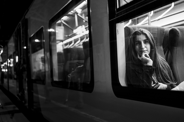 Outside the window - My, Girls, A train, Metro, Window, Portrait, Night, The photo, Black and white