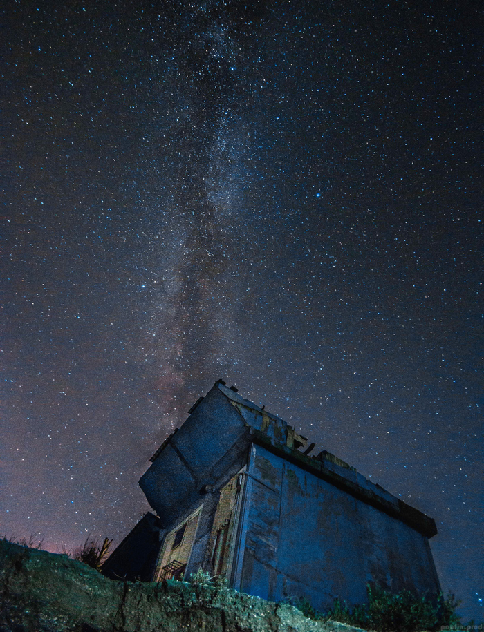 Nothing lasts forever under the stars - My, Milky Way, Astrophoto, Starry sky, Abandoned, Landscape