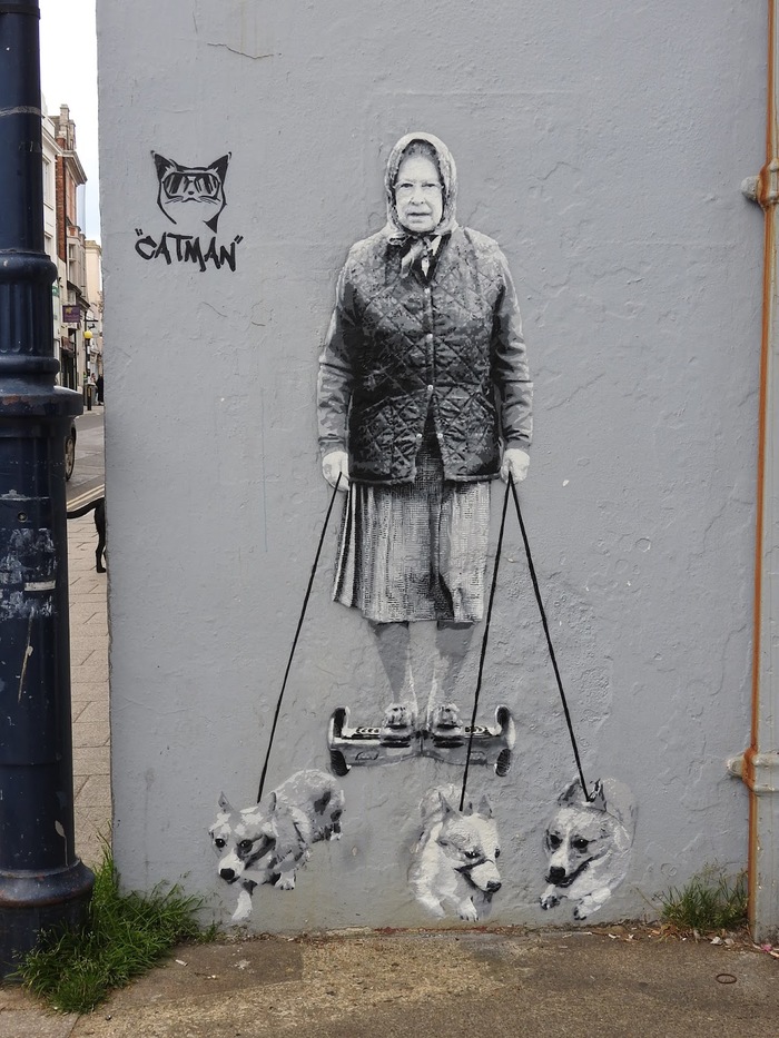 Grandma Lisa - Queen Elizabeth II, Great Britain, Graffiti
