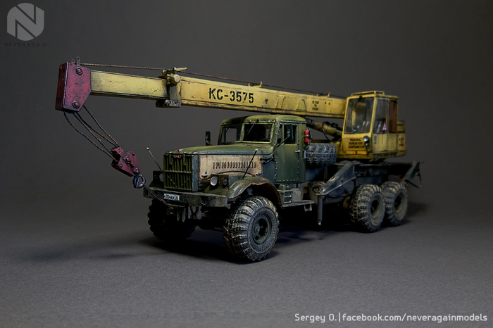 Truck crane KS-3575 (255B1) in scale 1:43 - My, Modeling, Stand modeling, Truck crane, Scale model, 1:43, , Kraz, Longpost