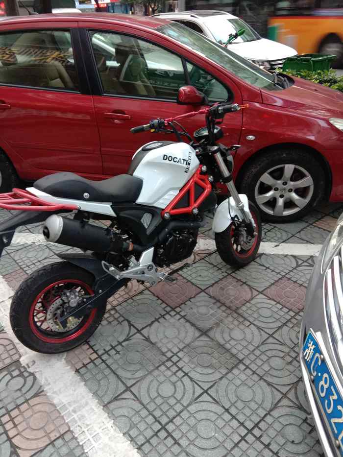 DOCATI ��� �����������.