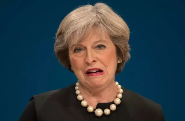 Theresa May's dances: a selection of the prime minister's dances ahead of Brexit - Politics, Theresa May, Humor, Dirty dancing, Joke, England, Video, Longpost