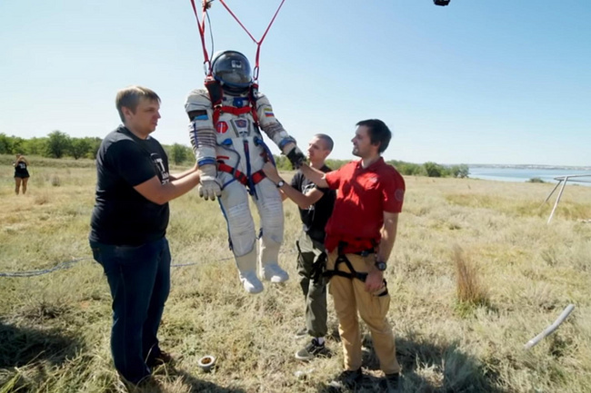 Valera launched into the stratosphere on a bunch of balloons - My, Space travel, Space, Stratosphere, Space tourism, Flight, Valera